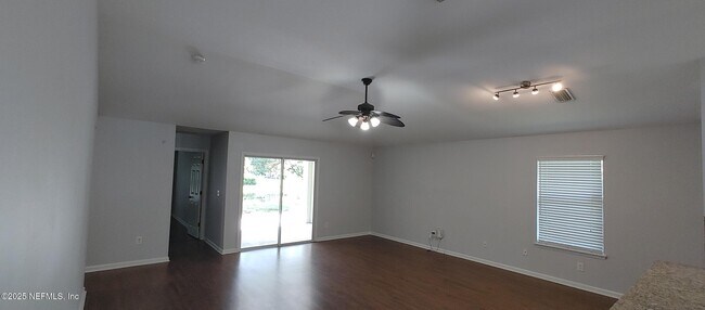 Building Photo - 1035 Beckingham Dr