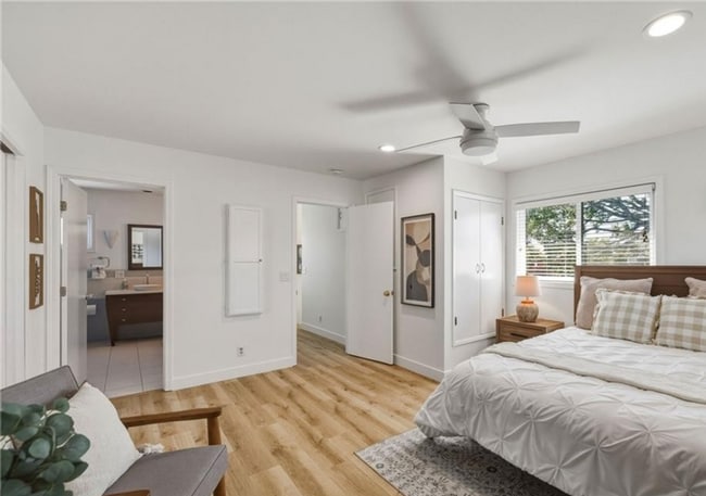 Building Photo - Modern Comfort Meets Coastal Living