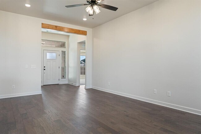 Building Photo - 13325 SW 8th St