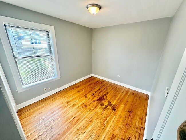 Building Photo - 353 W 120th St