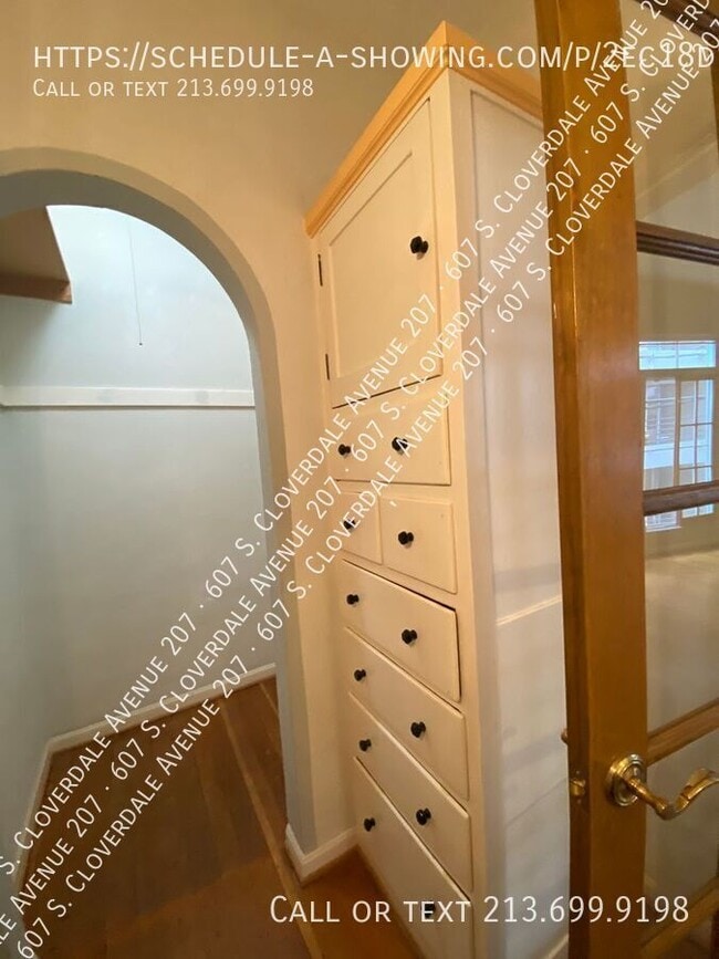 Building Photo - 607 Cloverdale Ave