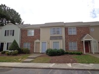 Building Photo - Spacious North Raleigh Townhouse! Pool! Lo...