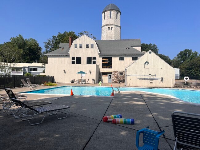 Building Photo - 2 Cook Close