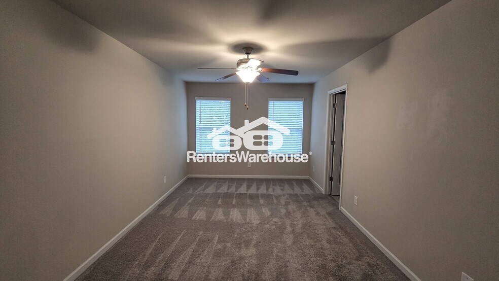 Building Photo - 7055 Mimosa Blf