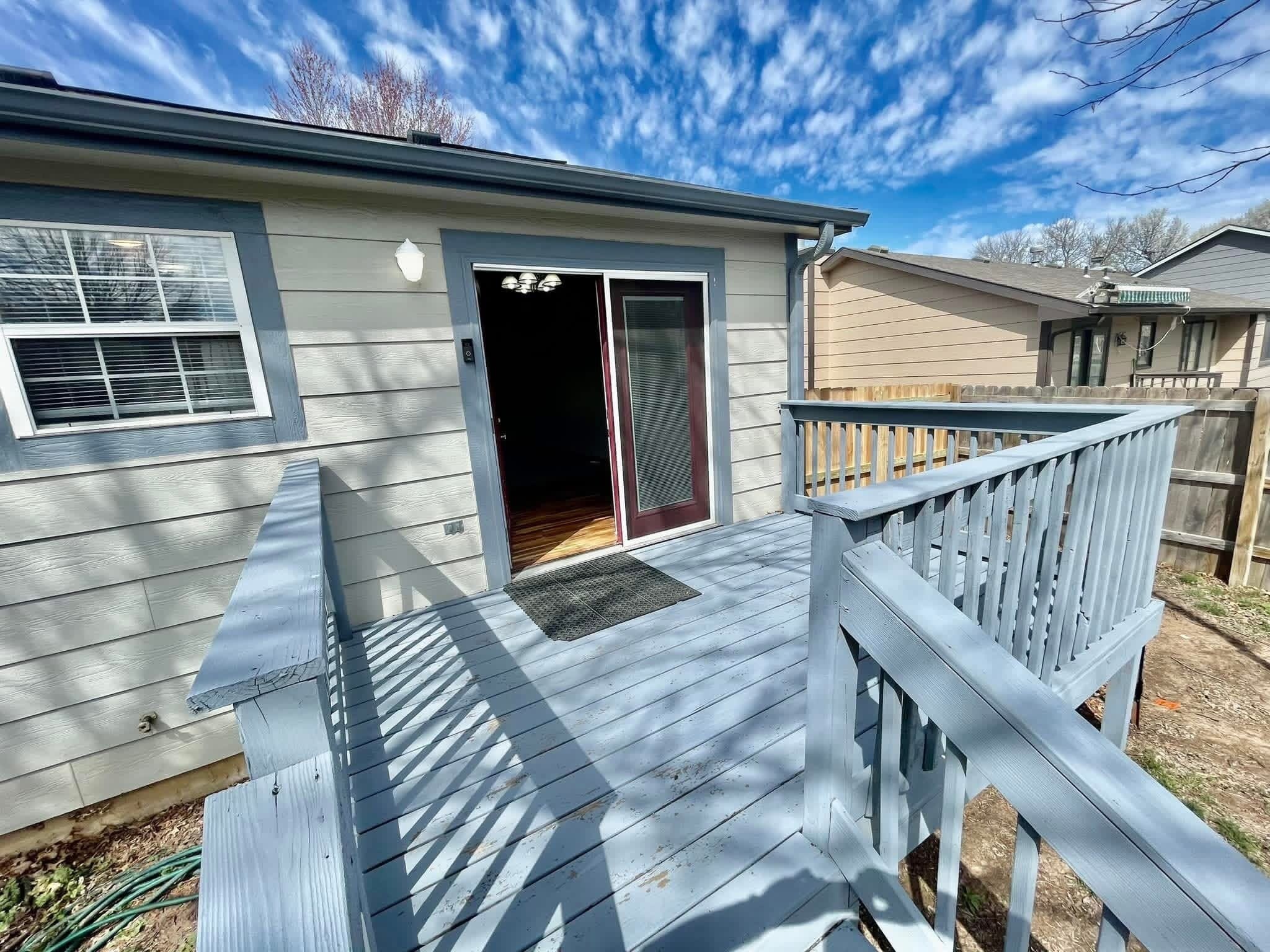 Building Photo - 2710 S Yellowstone St