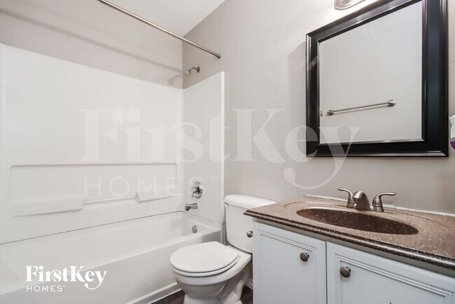 Building Photo - 923 Grand Plains Dr