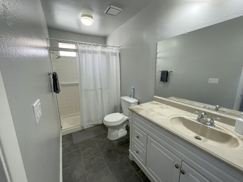 Building Photo - 7135 Shadow Crest Dr