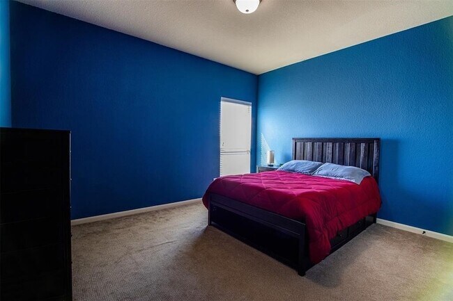 Building Photo - 18311 Red Oak Manor Ln