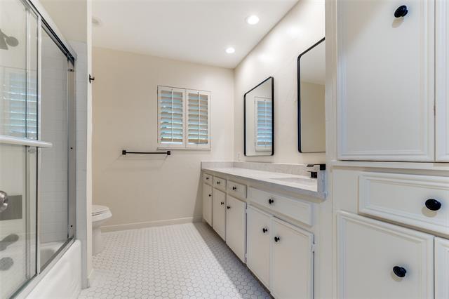 Building Photo - 6034 Prestonshire Ln