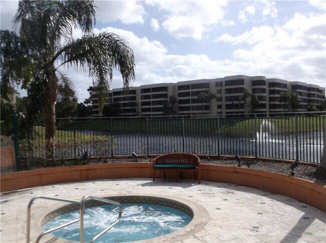 Building Photo - 1845 Palm Cove Blvd