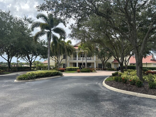Building Photo - 16591 Goldenrod Ln