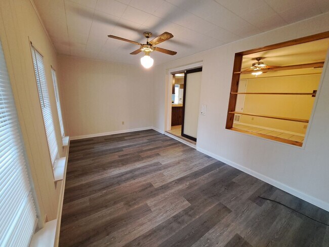 Building Photo - 7819 Hearthstone Cir