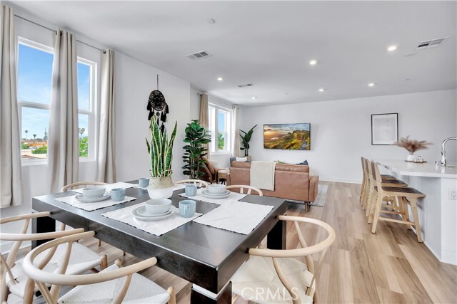 Building Photo - 1531 W Bushell St