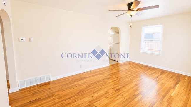 Building Photo - Charming Home in Nampa!