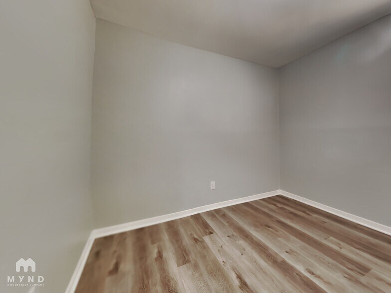 Building Photo - 6410 Harcourt Dr