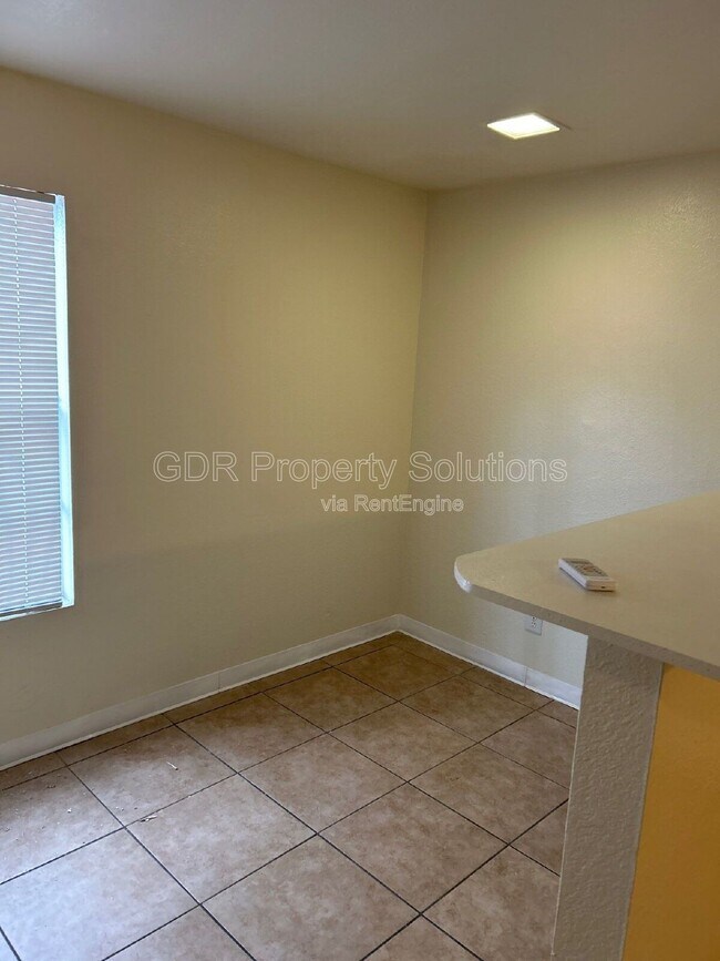 Building Photo - 401 14th St NW