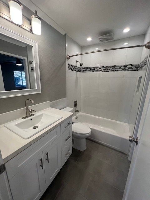 Building Photo - 4356 Alamo Dr
