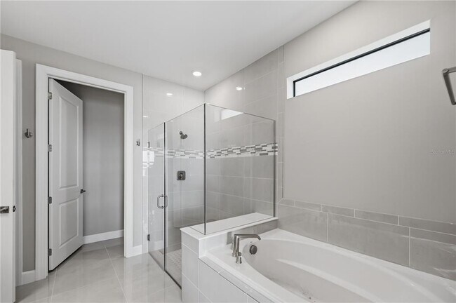 Building Photo - 7849 Mainsail Ln