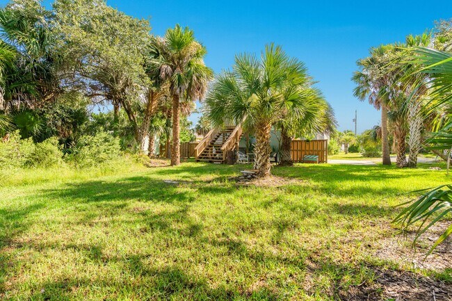 Building Photo - Charming Flagler Beach Rental with Private...
