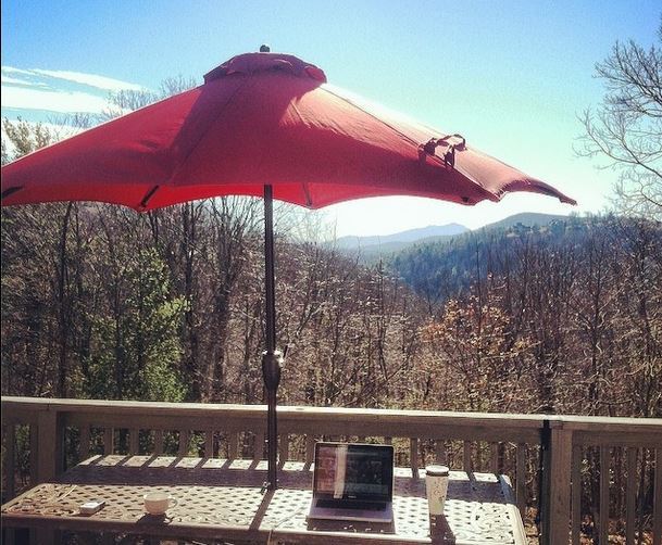 Building Photo - 251 Rembrandt Dr