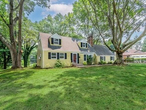 Building Photo - 65 Beechwood Dr