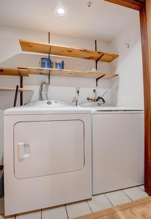 Building Photo - 546 Great Elm Way