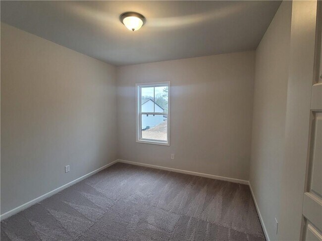 Building Photo - 2036 Westfall Wy