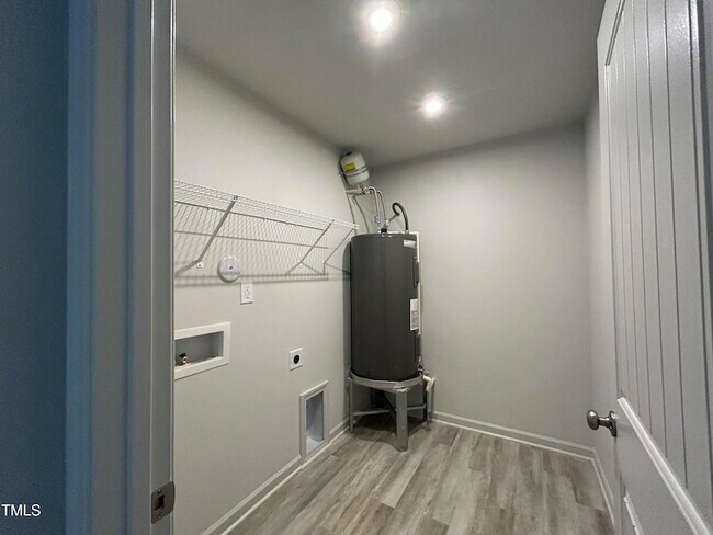 Building Photo - 260 Johnson Rdg Wy