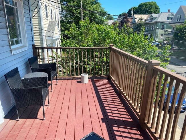 Building Photo - WOW!!!!  NO FEE!!  GORGEOUS 4 BED/2 BATH APARTMENT IN BRIGHTON'S OAK SQUARE AVAIL 9/1