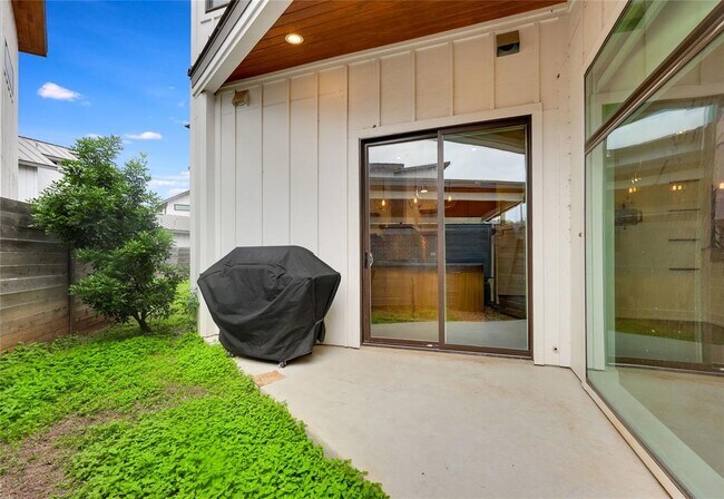 Building Photo - 108 Tillery St