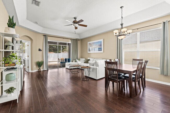 Building Photo - 8317 Moccasin Trail Dr