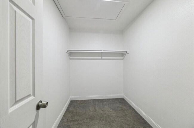 Building Photo - 1210 Burning Tree Rd