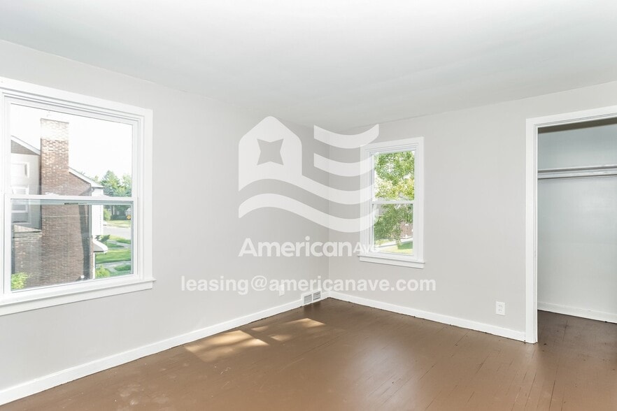 Building Photo - 4014 Somerset Ave