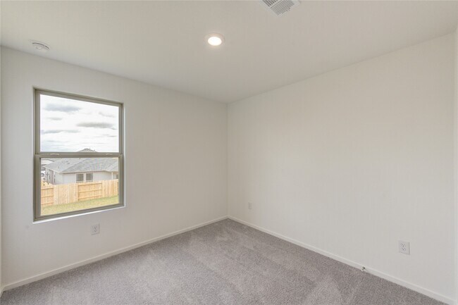 Building Photo - 16132 Holly Laurel Mnr