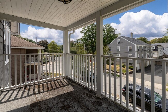 Building Photo - 5-7 Linwood Ave