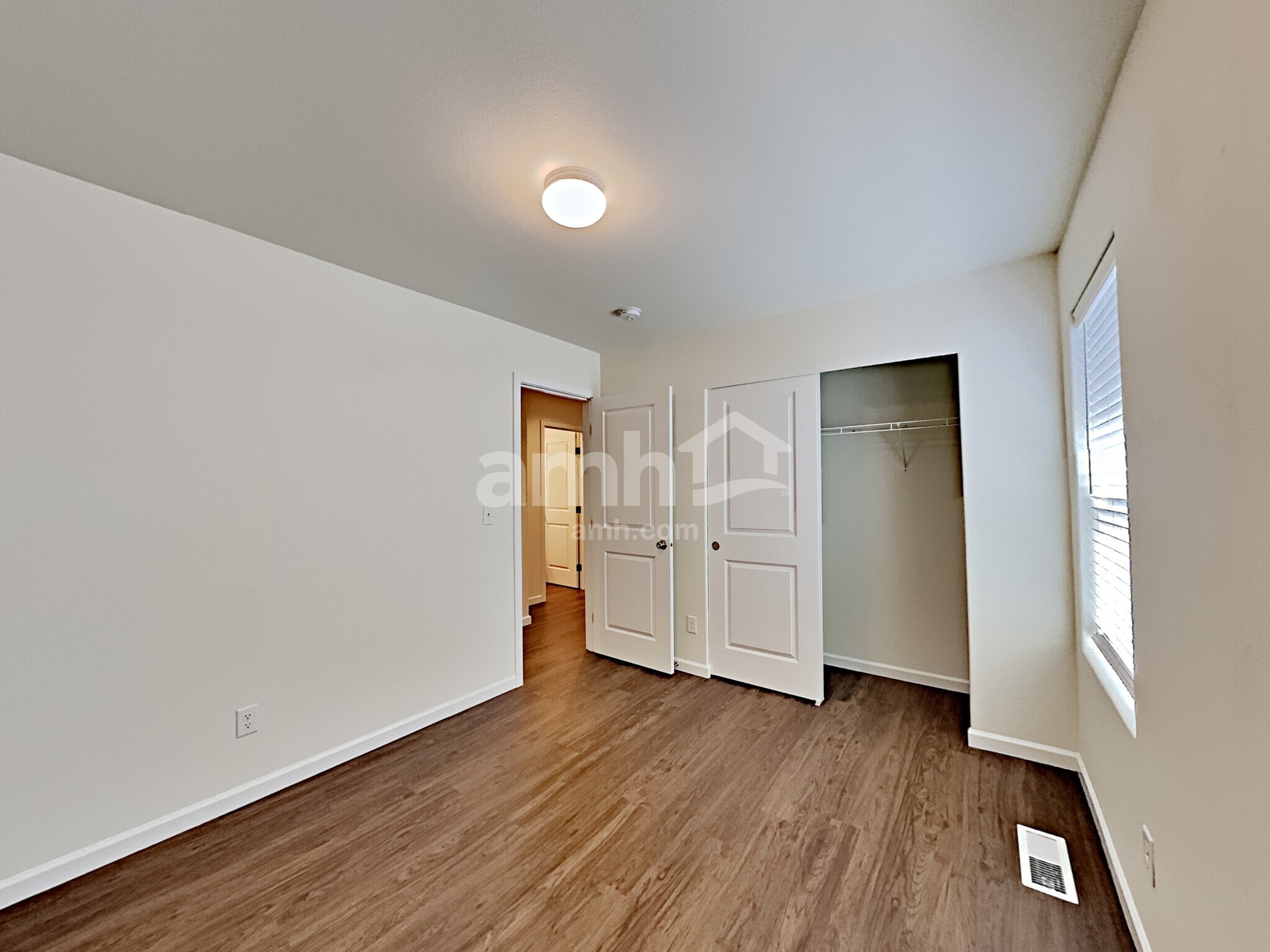 Building Photo - 1950 NW 23rd St