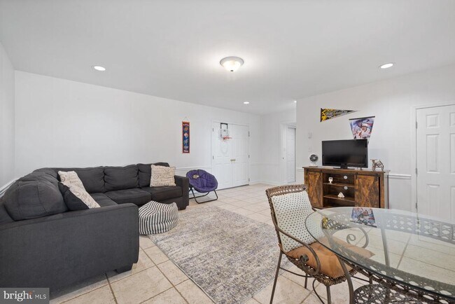 Building Photo - 1800 Greer Ct