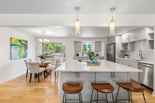 Building Photo - Charming 4-Bed Home