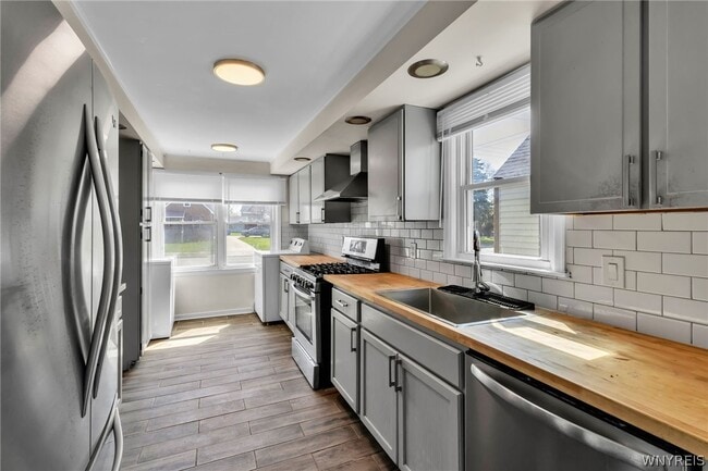 Building Photo - 4098 Bailey Ave