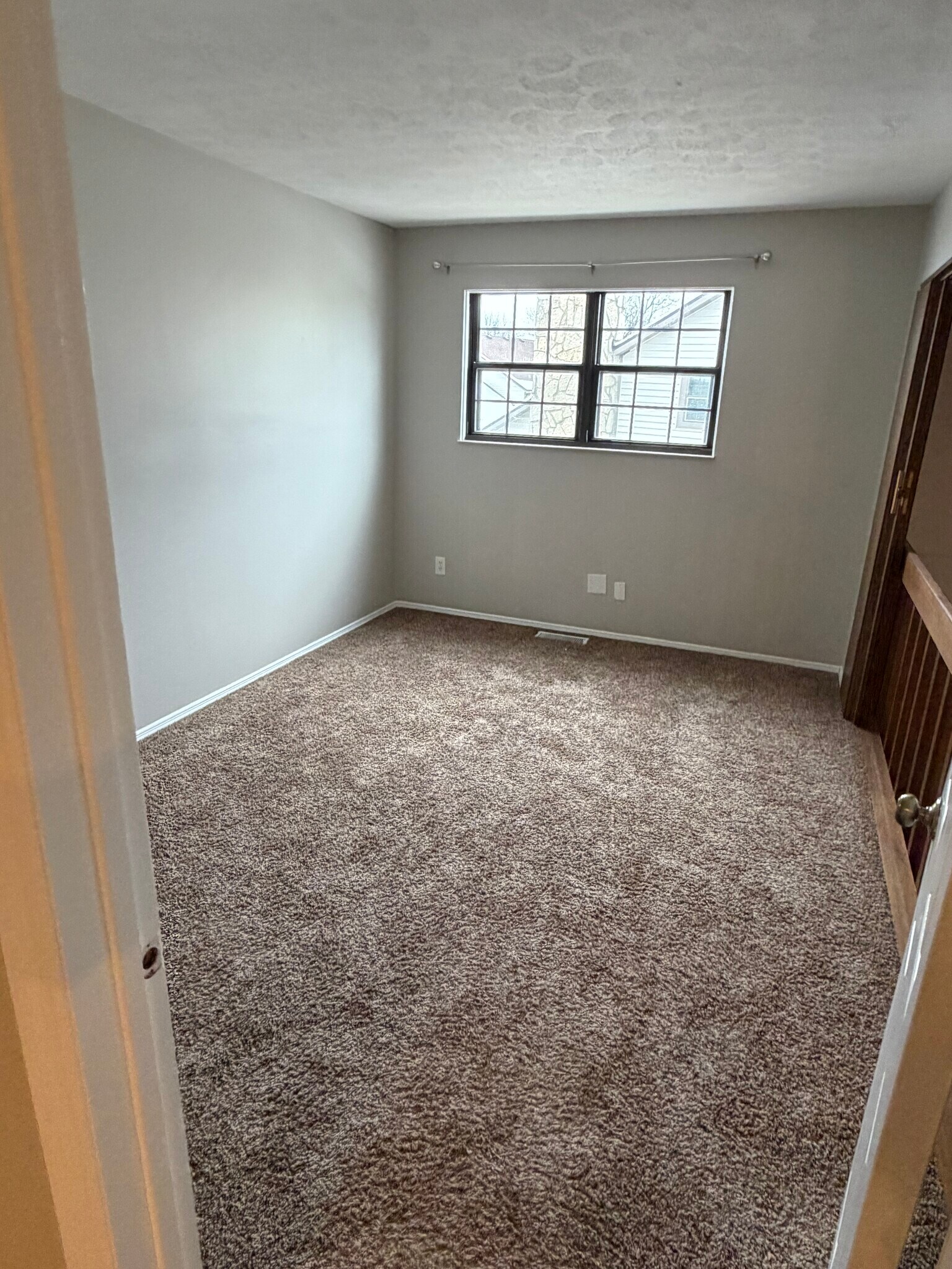 Building Photo - 1492 Sanzon Dr