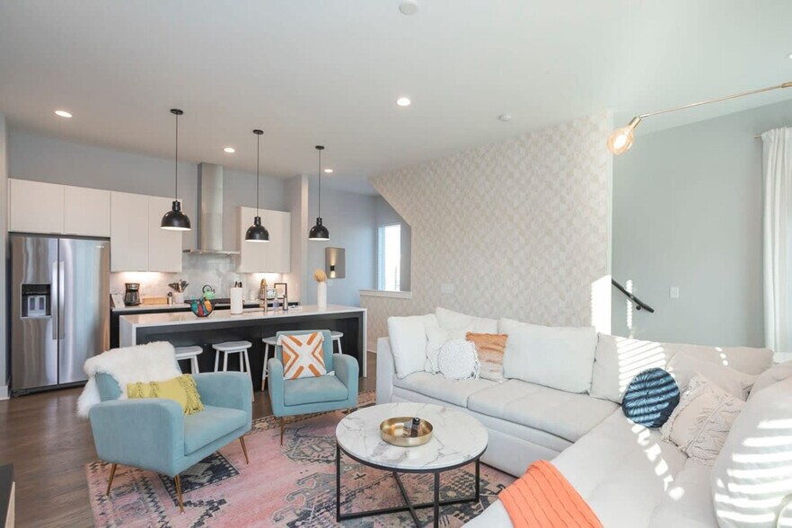 Building Photo - 1035 Scovel St