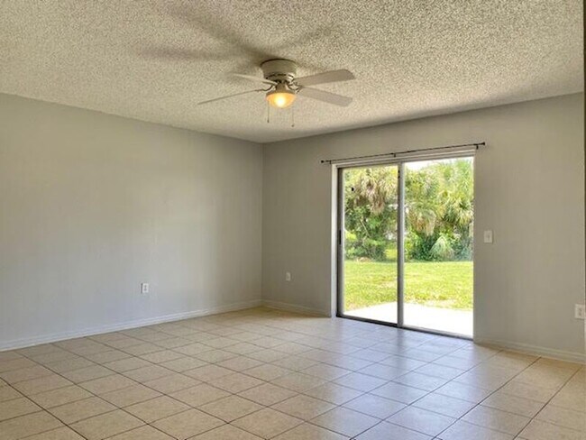 Building Photo - 4504 Ballentine Ct