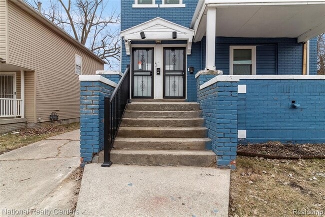 Building Photo - 767 Navahoe St