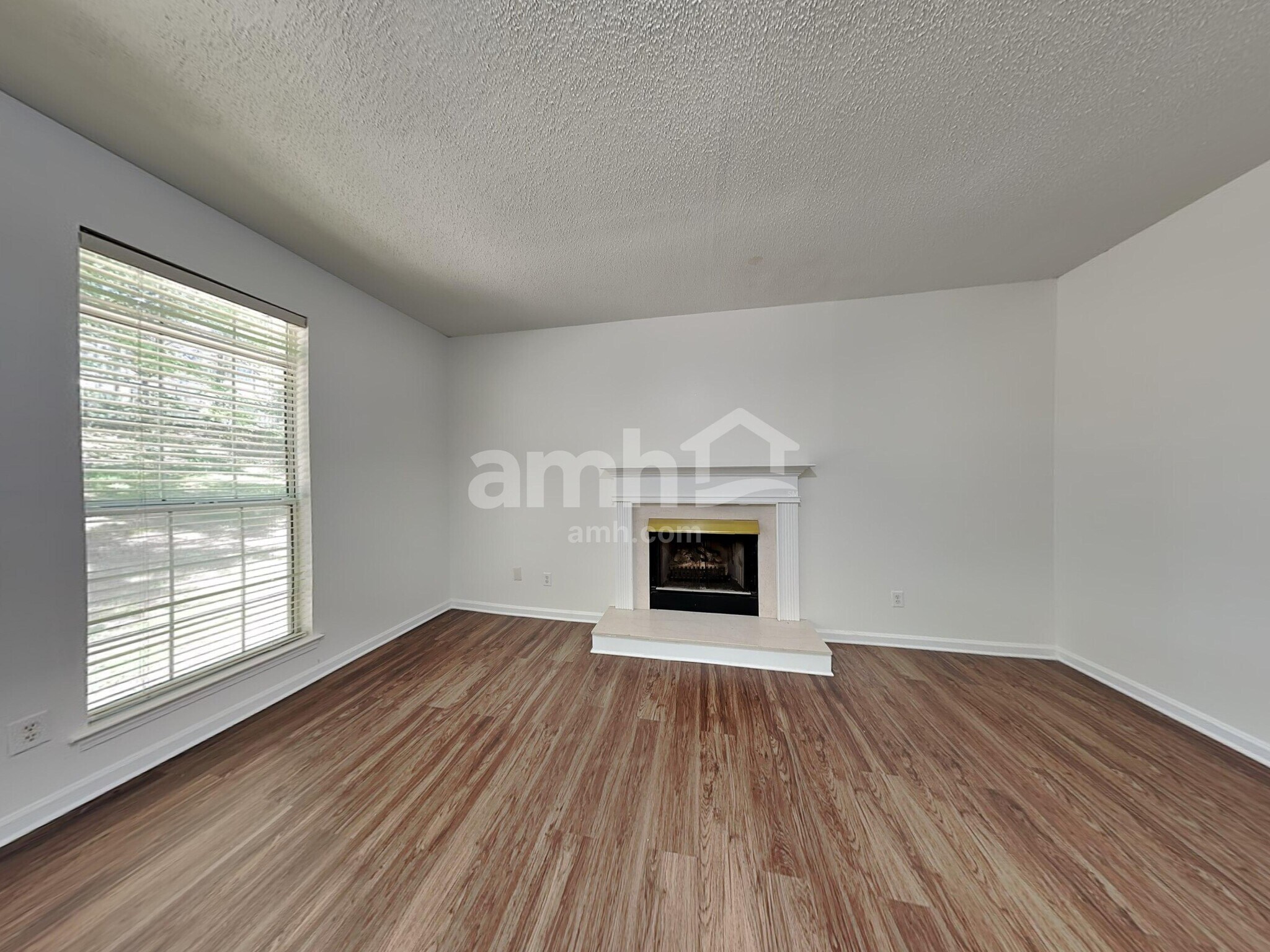 Building Photo - 14701 Pomerol Ln