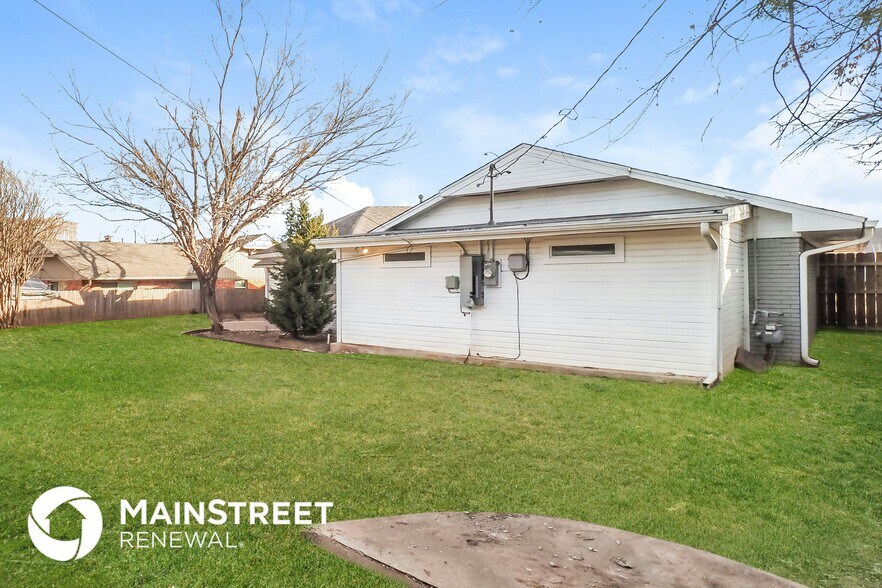 Building Photo - 5107 N Miller Pl
