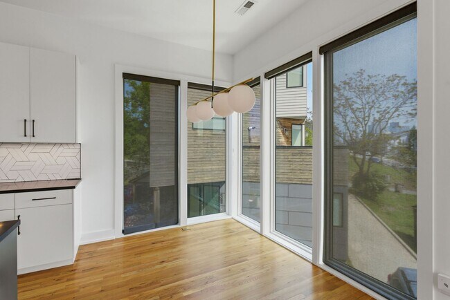 Building Photo - Beautiful 3-BR Property with Rooftop Deck!