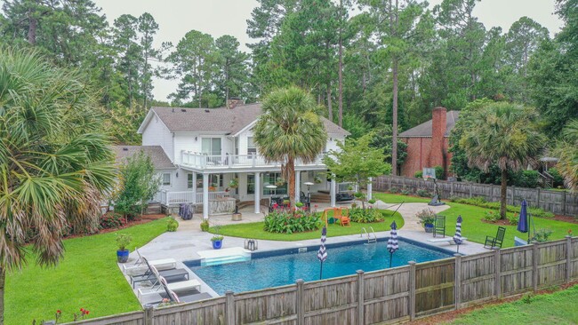 Building Photo - 132 Cherry Hills Dr