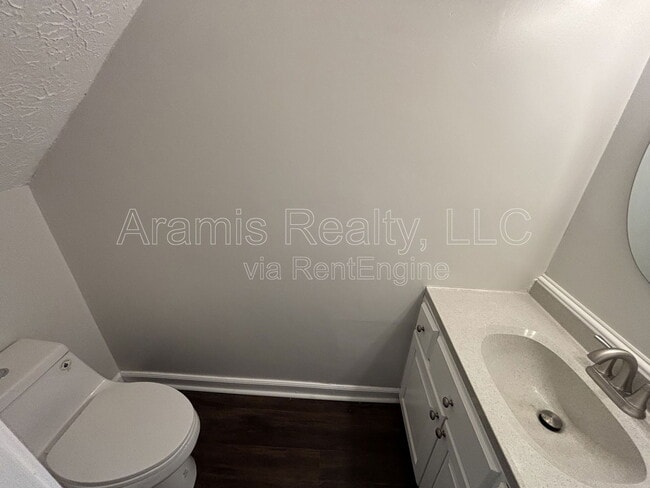 Building Photo - 507 Whitehall Ln