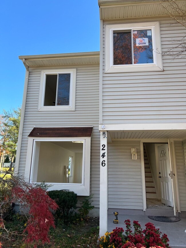 Building Photo - 246 Fir Tree Ct