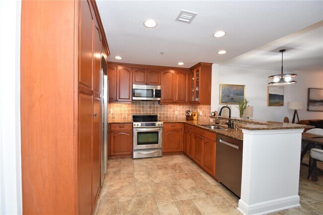 Building Photo - 146 Palm Coast Resort Blvd